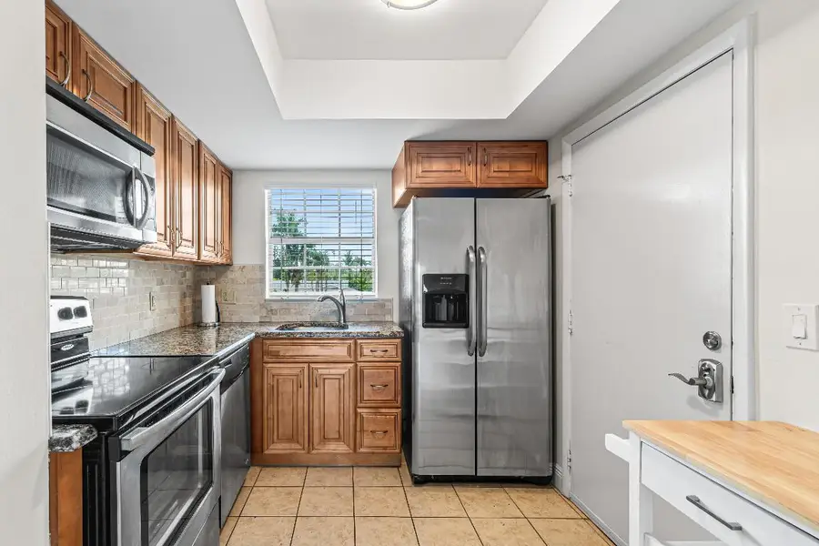 410 Wilma Circle #203, Riviera Beach, FL 33404 - Image #2