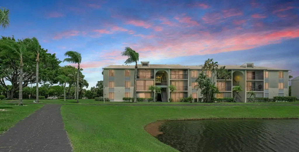 1112 Green Pine Boulevard #G3, West Palm Beach, FL 33409 - Image #1