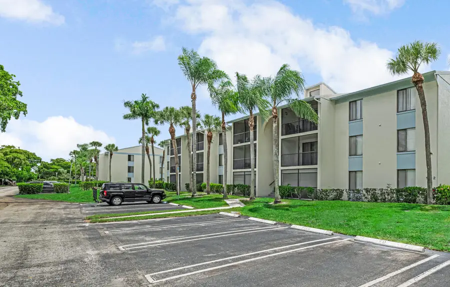 1112 Green Pine Boulevard #G3, West Palm Beach, FL 33409 - Image #3