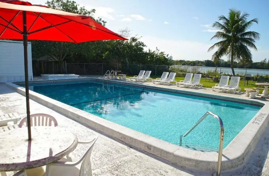 3140 SW 51st Avenue, Davie, FL 33314 - Image #2