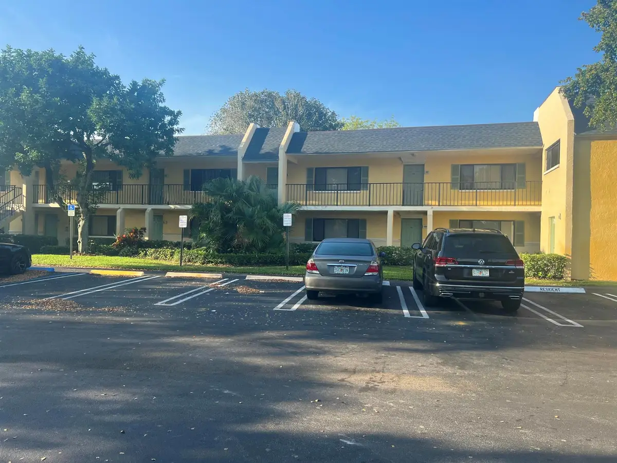 814 Meadows Circle #814, Boynton Beach, FL 33436 - Image #1