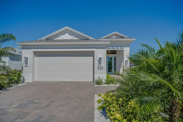 2144 Falls Manor, Vero Beach, FL 32967