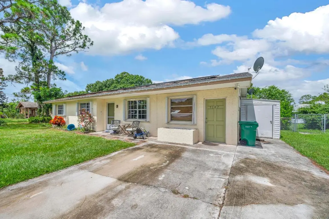 5107 Palm Drive, Fort Pierce, FL 34982 - #1