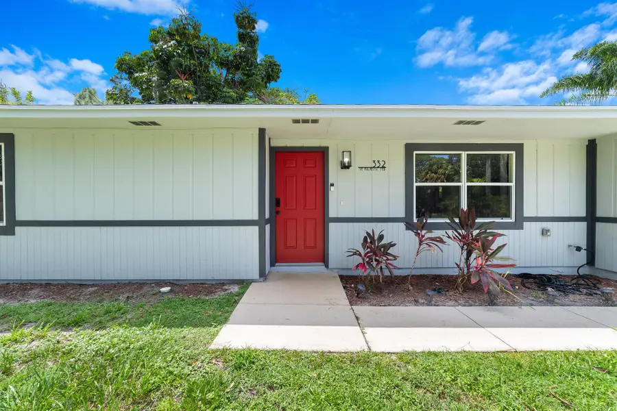 332 SE Majestic Terrace, Port Saint Lucie, FL 34983 - Image #2