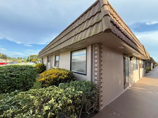 225 Seville #J, Delray Beach, FL 33446