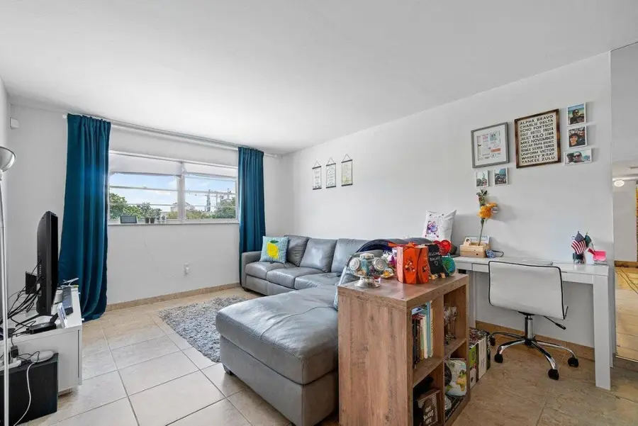 600 SW 2nd 2390 Avenue #2390, Boca Raton, FL 33432 - Image #2