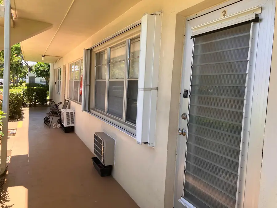 3 Dorchester A, West Palm Beach, FL 33417 - Image #3