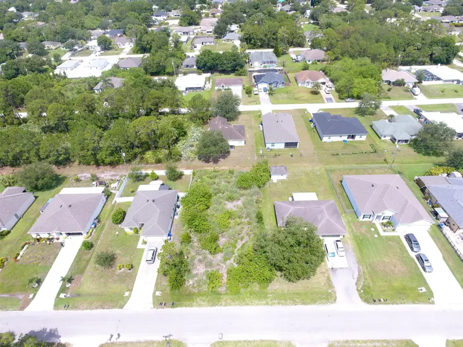 8035 102nd Avenue, Vero Beach, FL 32967 - Image #3