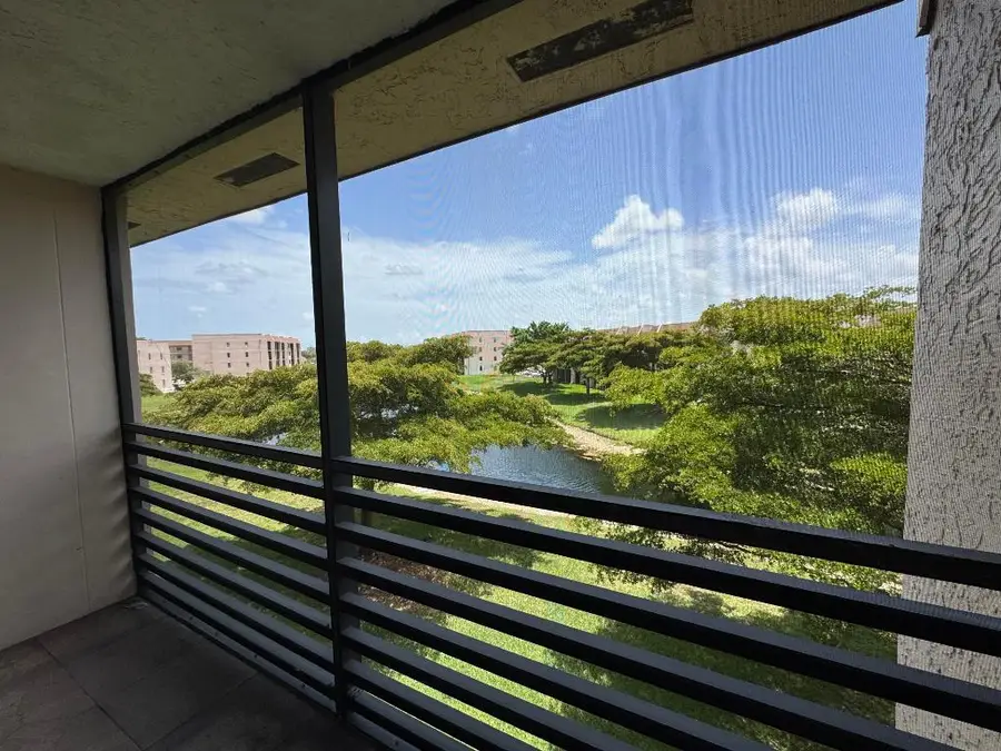 10304 Sunrise Lakes Blvd #312, Sunrise, FL 33322 - #2