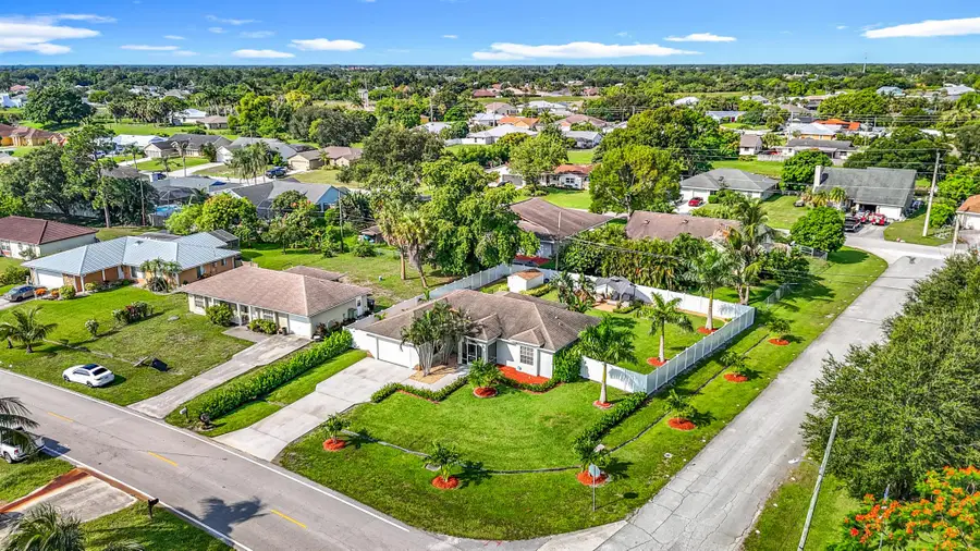 2602 SW Cameo Boulevard, Port Saint Lucie, FL 34953 - Image #2
