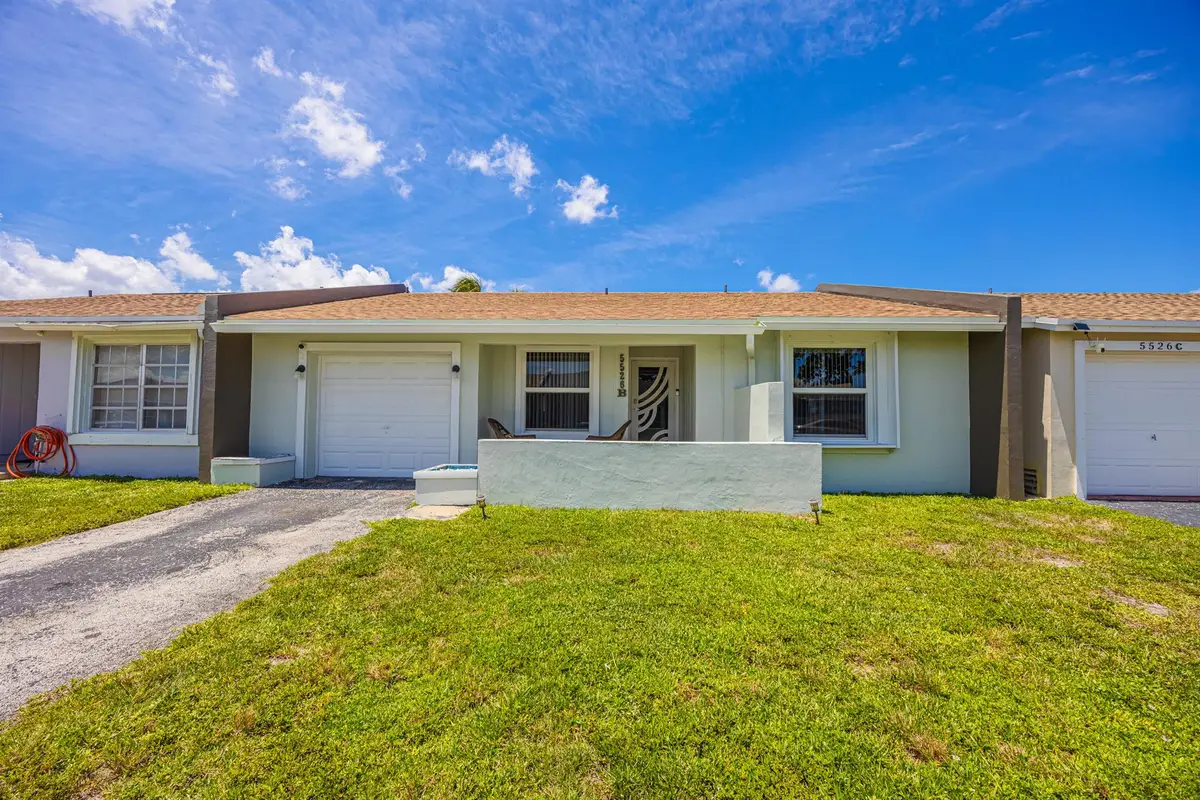 5526 Lakewood Circle S #B, Margate, FL 33063 - Image #1
