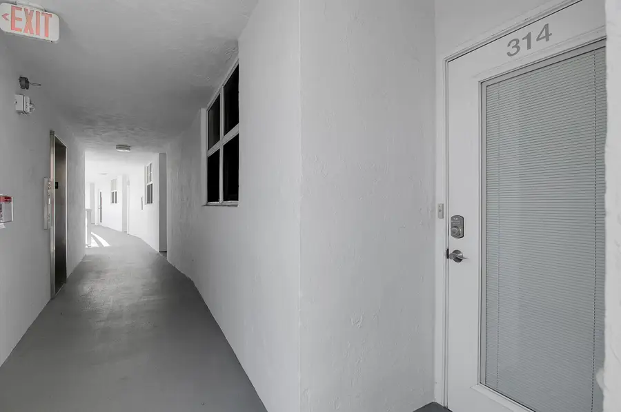 2731 NE 14th St Causeway #314, Pompano Beach, FL 33062 - Image #3