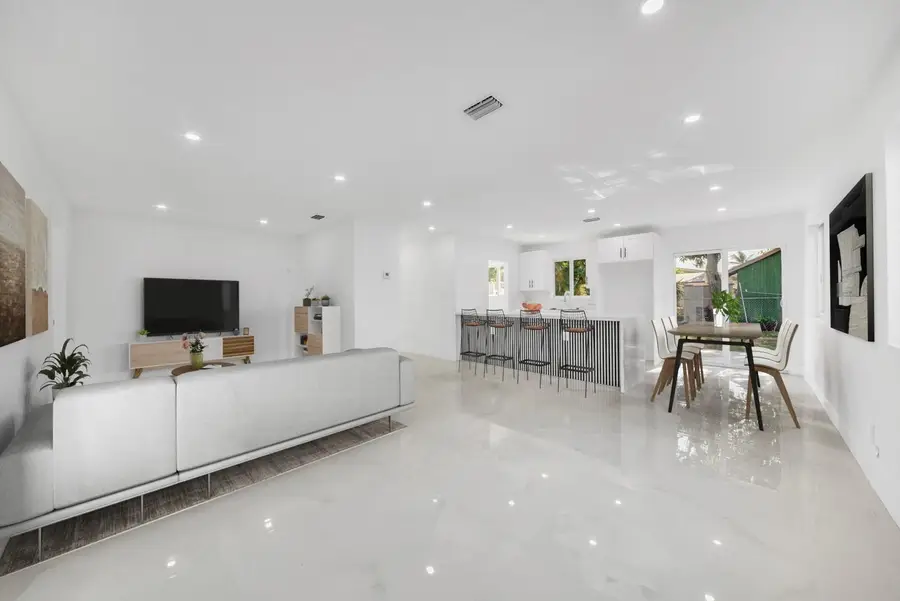 120 NE 57th Court, Oakland Park, FL 33334 - Image #2