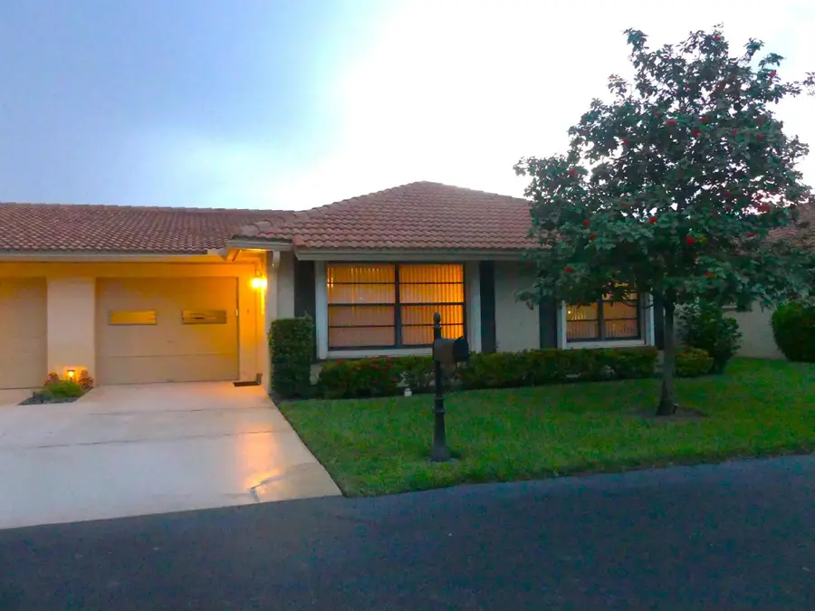 9975 Cherry Tree Terrace #B, Boynton Beach, FL 33436 - Image #2
