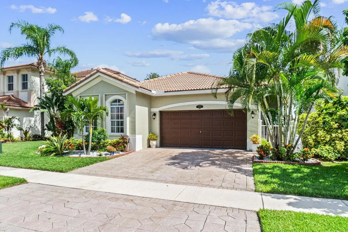 10637 Falls Street, Wellington, FL 33414 - Image #1