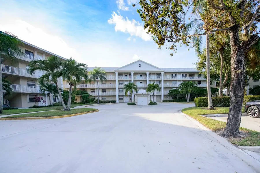 3515 Village Boulevard #304, West Palm Beach, FL 33409 - Image #2