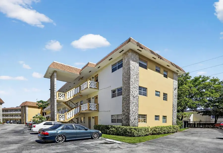 5111 W Oakland Park Boulevard #201, Lauderdale Lakes, FL 33313 - Image #2