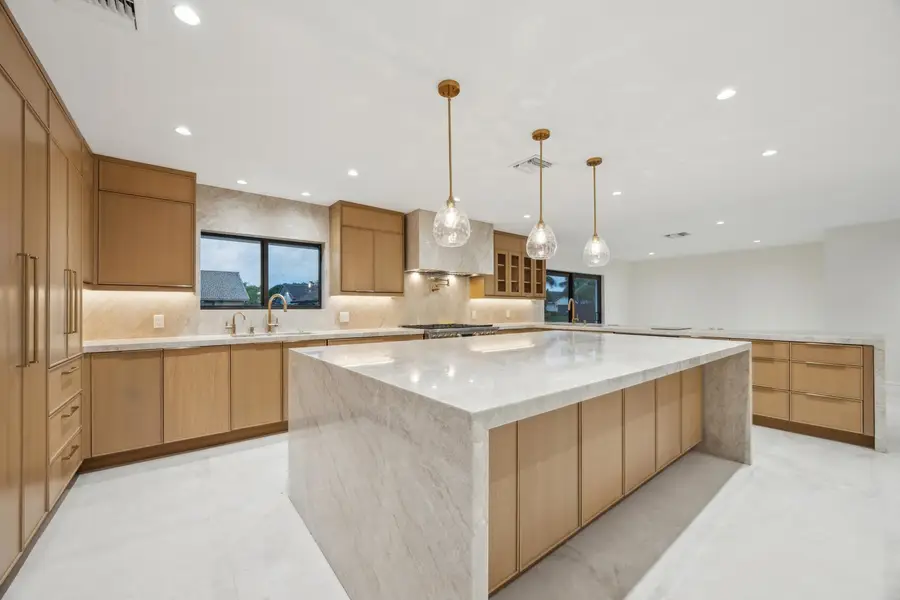 7033 San Sebastian Circle, Boca Raton, FL 33433 - Image #2