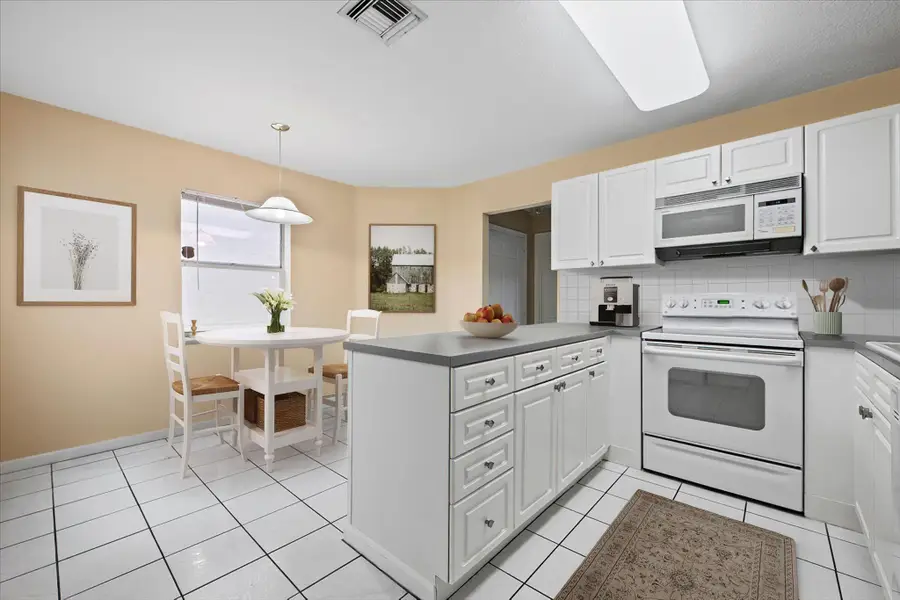 1007 Island Manor Drive, Greenacres, FL 33413 - Image #3