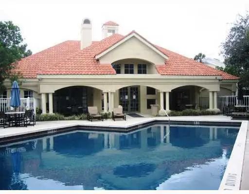 815 W Boynton Beach Boulevard #8-105, Boynton Beach, FL 33426