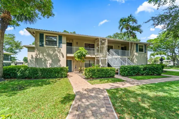 36 Westgate Lane #C, Boynton Beach, FL 33436