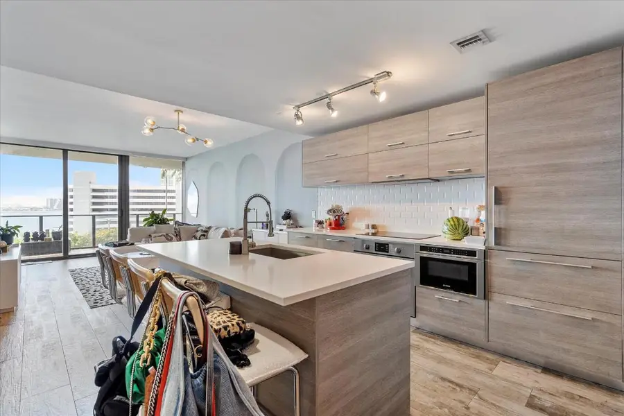 650 NE 32nd Street #606, Miami, FL 33137 - #3