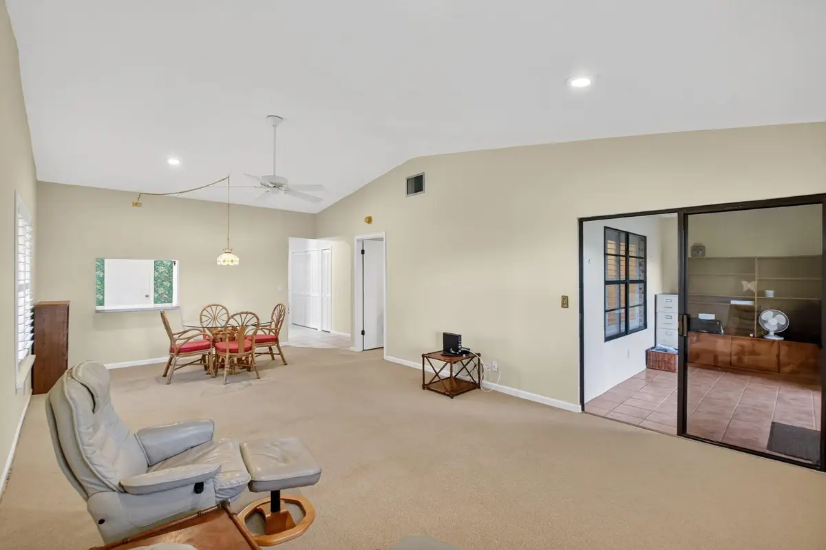 10 Ridge Point Drive #D, Boynton Beach, FL 33435 - Image #1