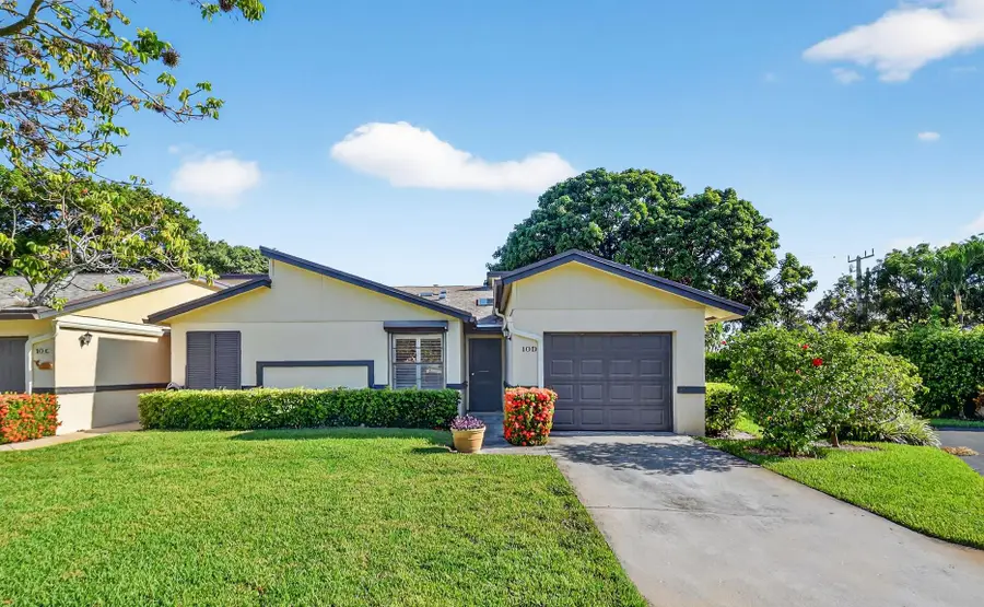 10 Ridge Point Drive #D, Boynton Beach, FL 33435 - Image #3