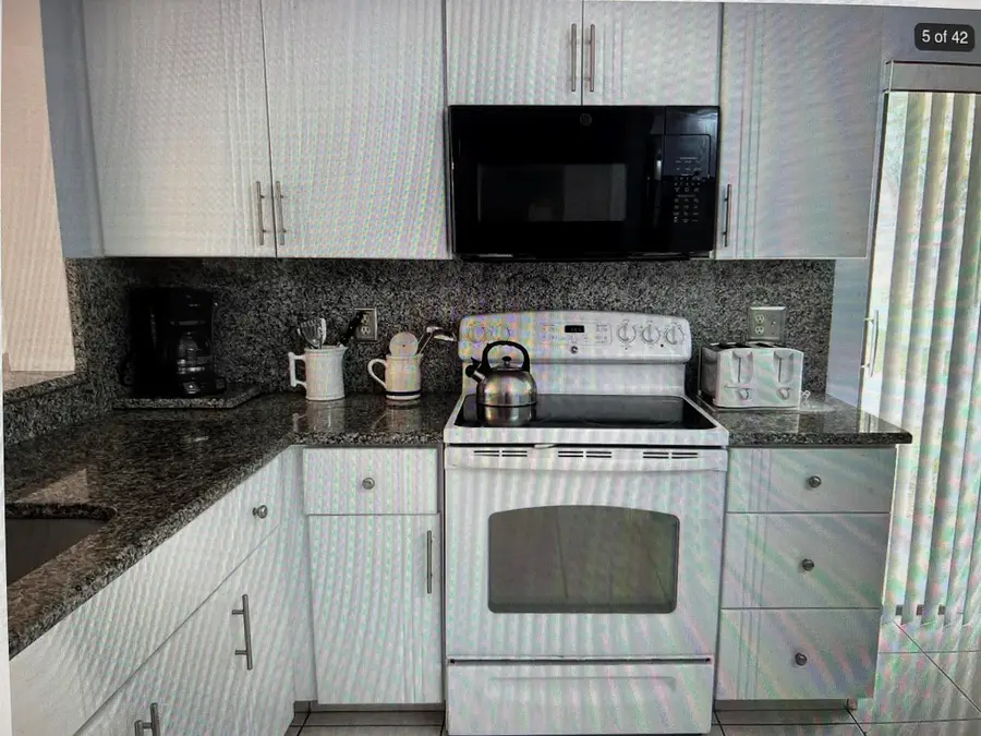 10915 Palm Lake Avenue #102, Boynton Beach, FL 33437 - Image #2