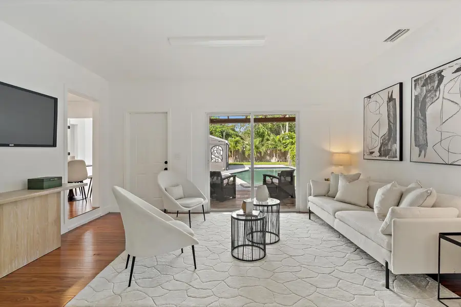 717 N E Street, Lake Worth Beach, FL 33460 - #2