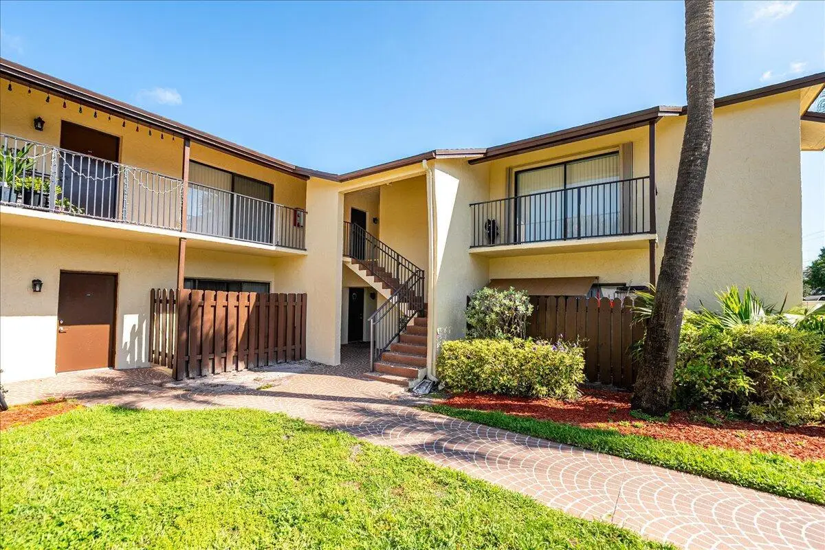 2050 Oleander Boulevard #8202, Fort Pierce, FL 34950 - Image #1