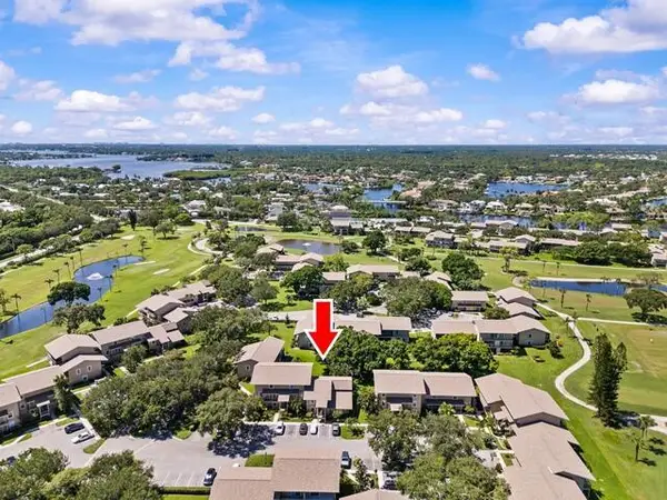 18460 SE Wood Haven Lane #H, Jupiter, FL 33469