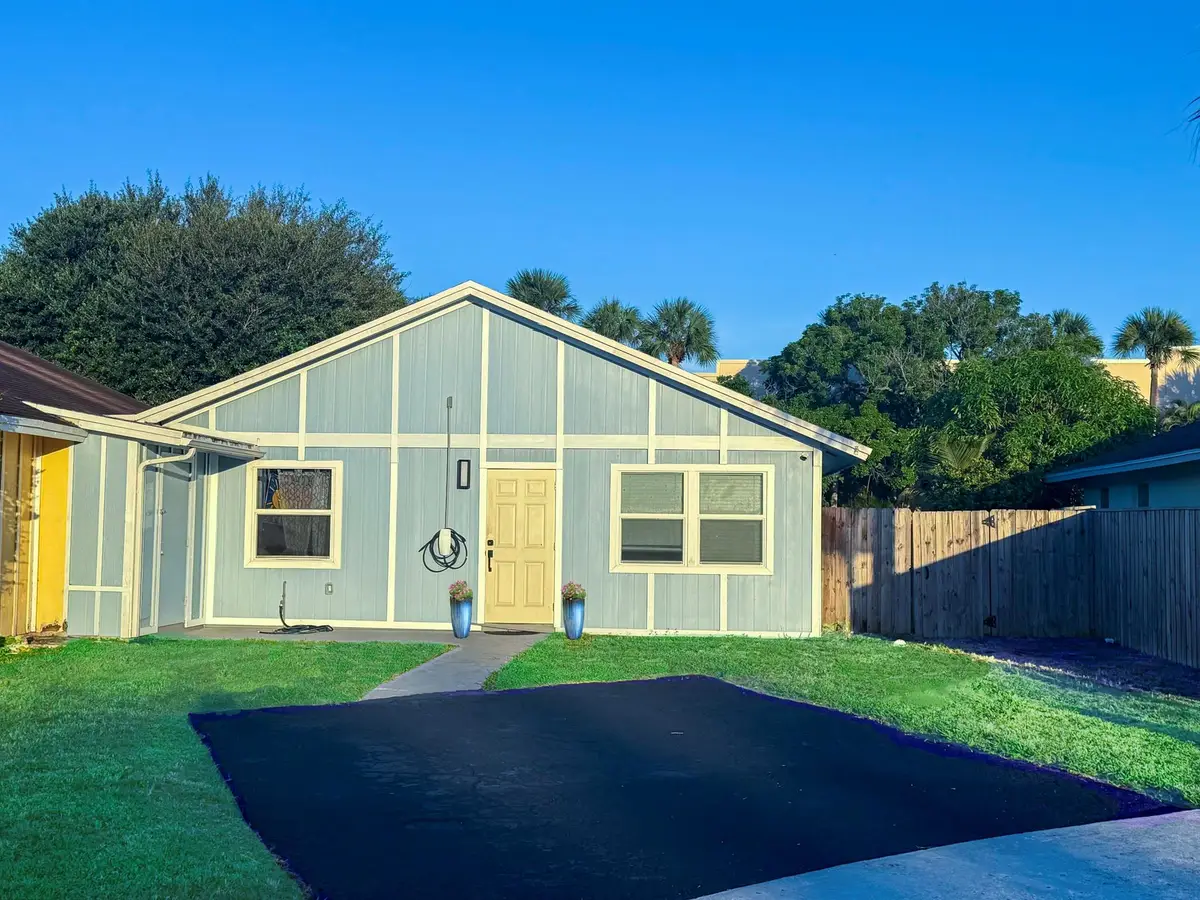 8715 Satalite Terrace, West Palm Beach, FL 33403 - Image #1