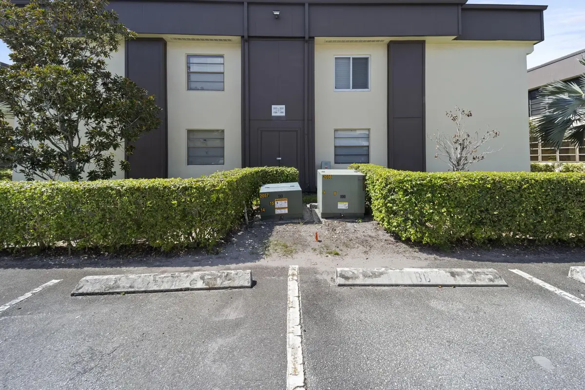 197 Capri E, Delray Beach, FL 33484 - Image #1