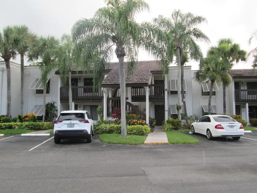 10155 Mangrove Drive #204, Boynton Beach, FL 33437 - Image #3