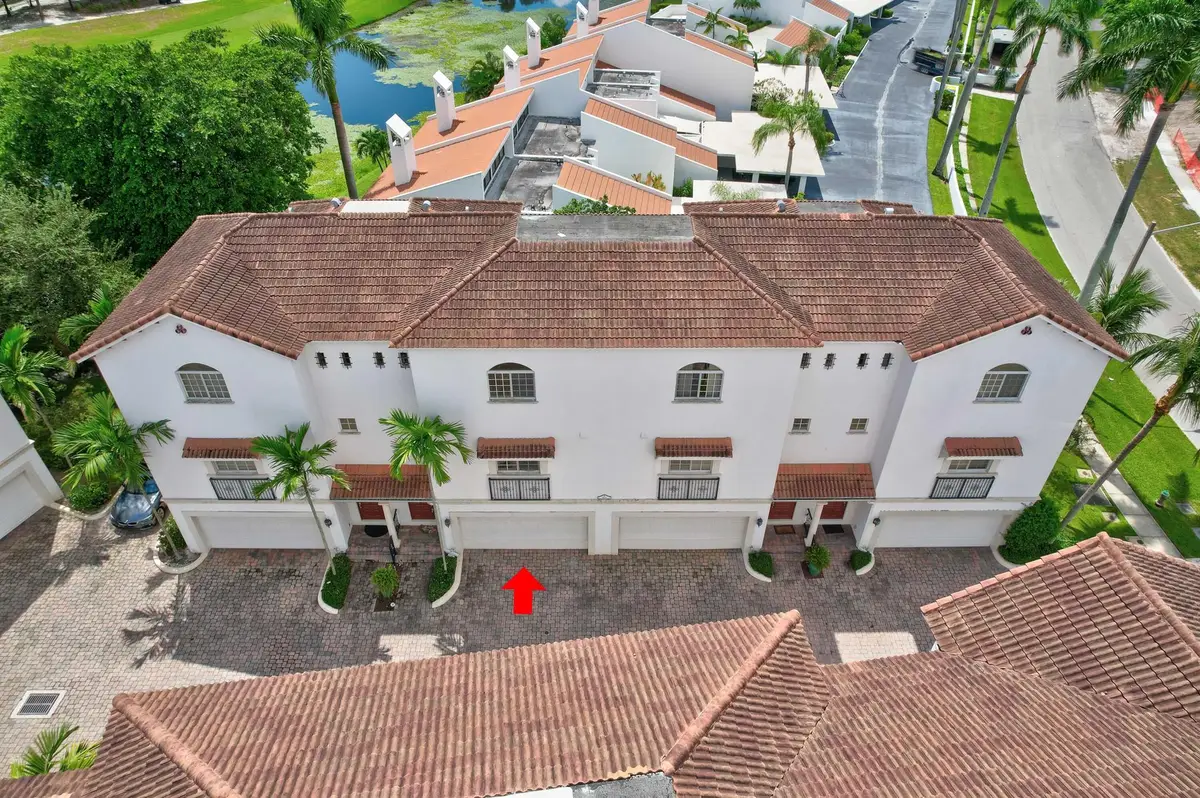 1950 Presidential Way #10, West Palm Beach, FL 33401 - Image #1