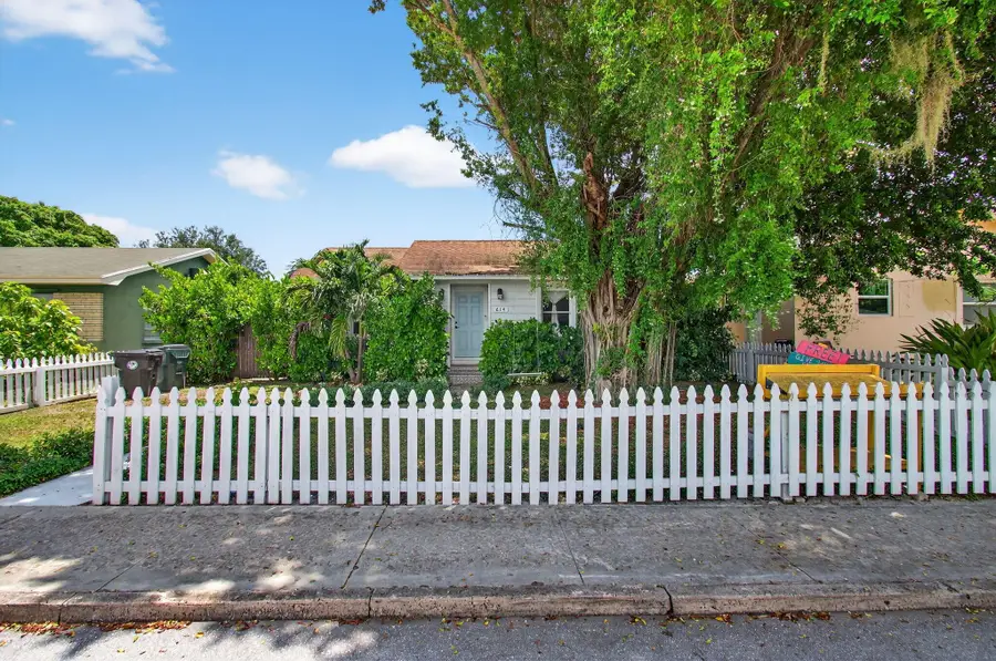 614 S E Street, Lake Worth Beach, FL 33460 - Image #3