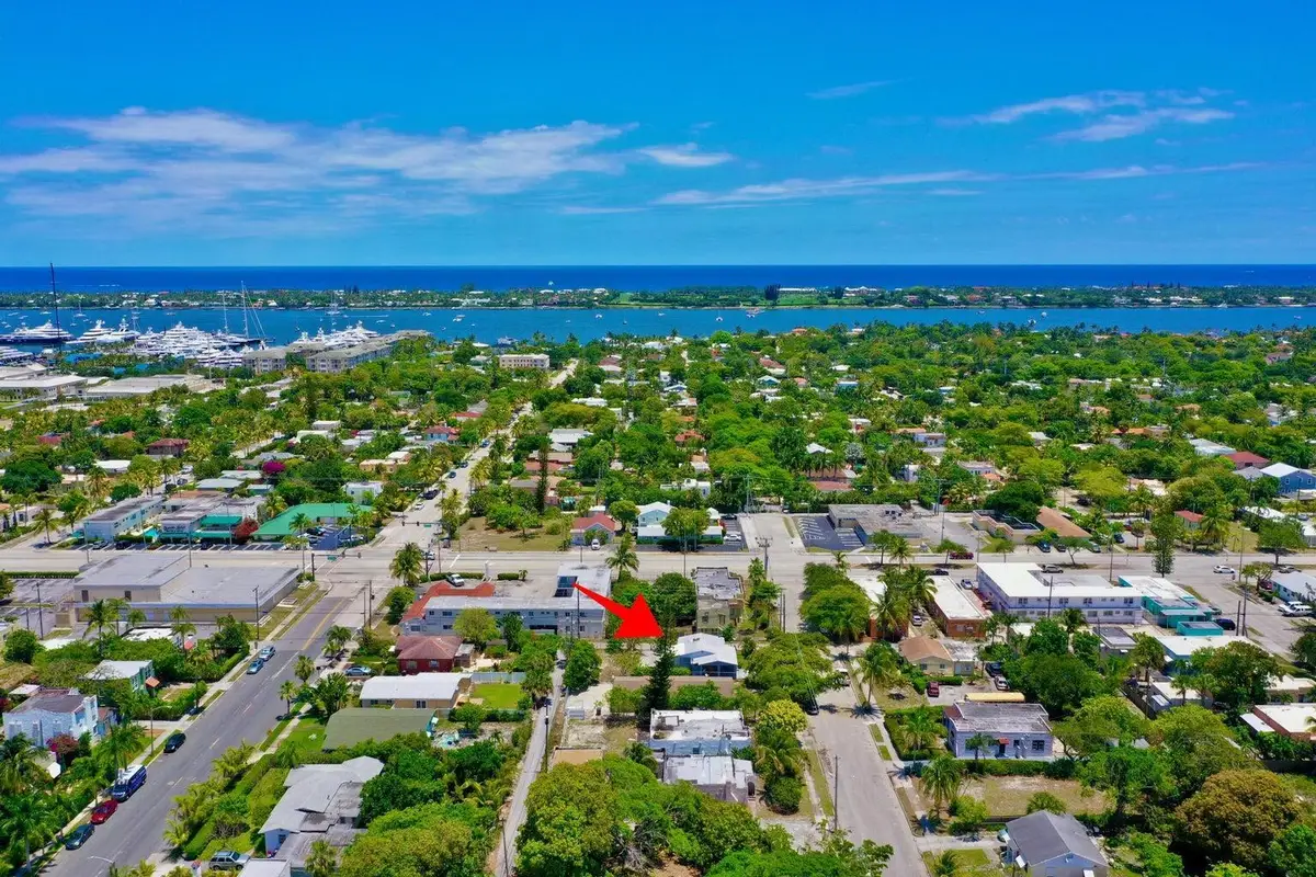 611 35th Street, West Palm Beach, FL 33407 - #1