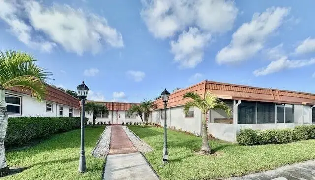 162 Waterford G, Delray Beach, FL 33446 - Image #2
