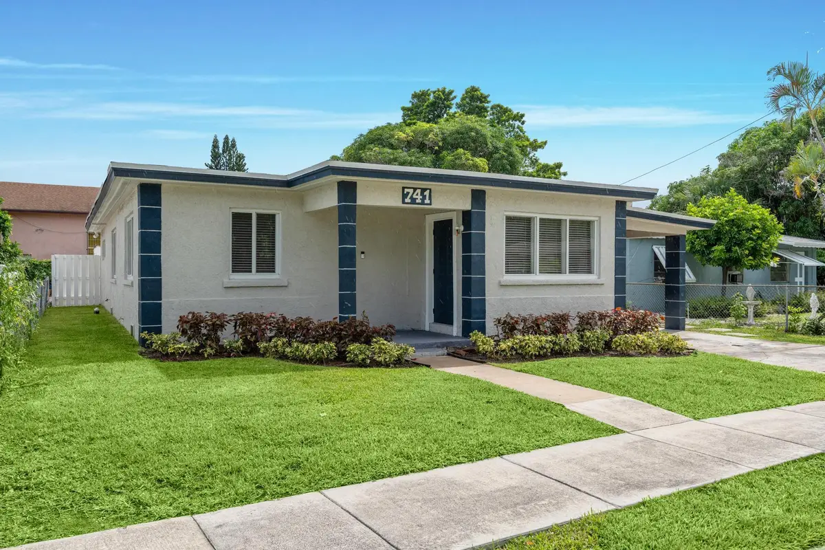 741 W 10th Street, Riviera Beach, FL 33404 - Image #1