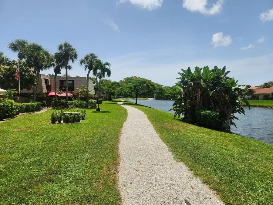 5609 56th Way, West Palm Beach, FL 33409 - Image #3