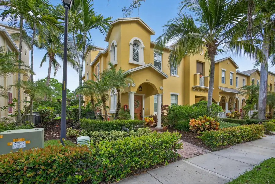 115 Seagrape Drive #204, Jupiter, FL 33458 - Image #2