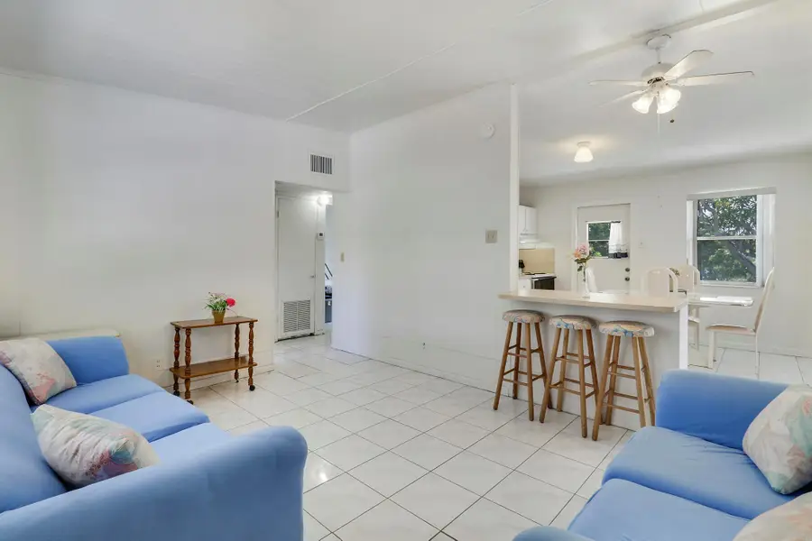 5519 Columbus Road, West Palm Beach, FL 33405 - Image #2