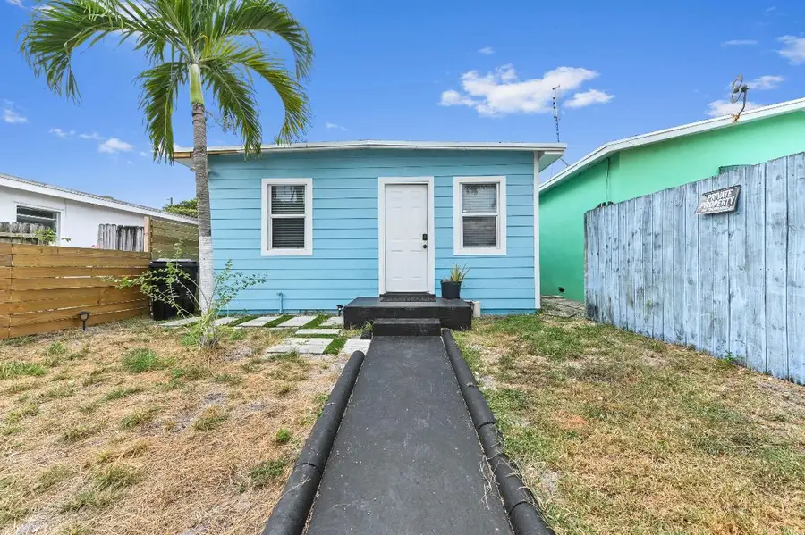 629 N F Street, Lake Worth Beach, FL 33460 - Image #2