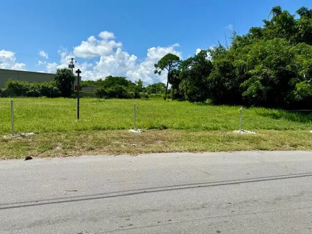 2350 Shenandoah Road Ne, Palm Bay, FL 32905 - Image #3