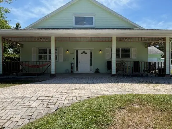 9590 Primrose Drive, Micco, FL 32976