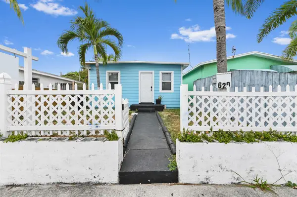 Address Withheld By Seller, Lake Worth Beach, FL 33460