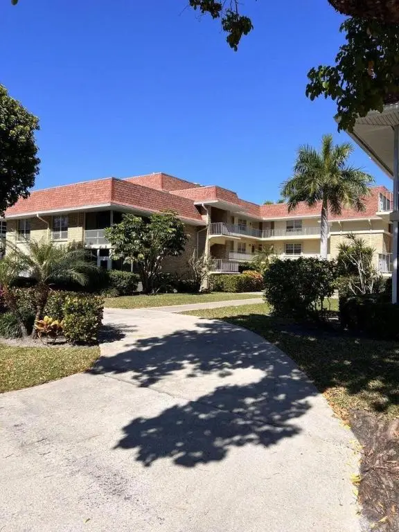 5580 S Tamberlane Circle #235, Palm Beach Gardens, FL 33418 - Image #1