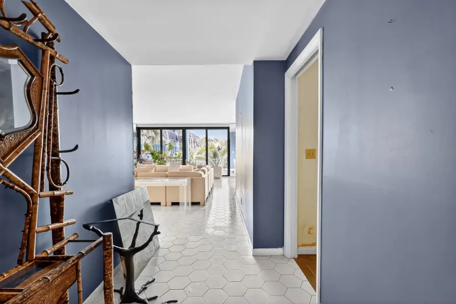 2275 S Ocean Boulevard #204n, Palm Beach, FL 33480 - Image #2