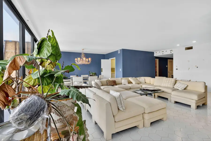 2275 S Ocean Boulevard #204n, Palm Beach, FL 33480 - Image #3